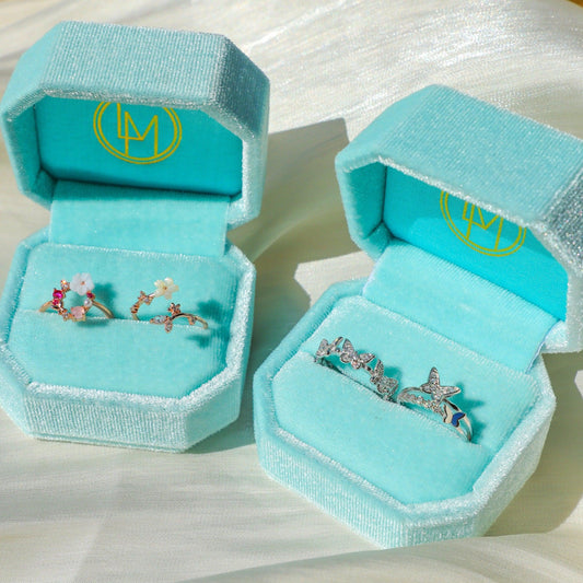 La Meno Teal Luxe Velvet Ring Box